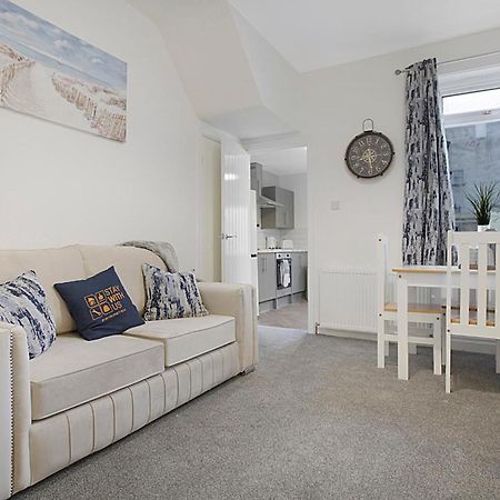 Seaside Haven On Newcomen Grove, Redcar Retreat Exteriör bild